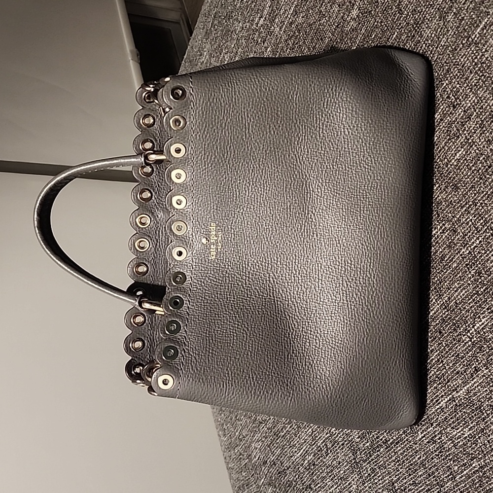 Kate Spade New York Gray Janell Scalloped Pebbled-Leather Bag
